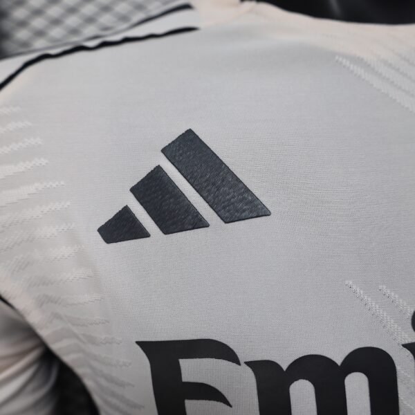 Real Madrid(camisa de jogador) - Image 5