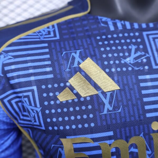 Real Madrid(camisa de jogador) - Image 5