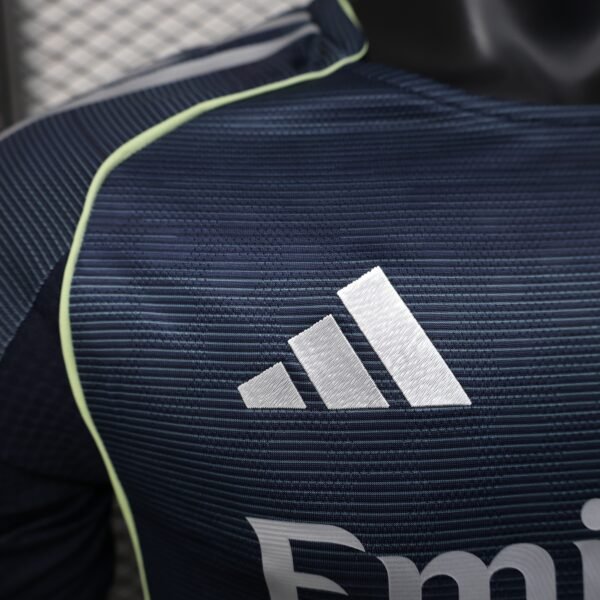 Real Madrid(camisa de jogador) - Image 5