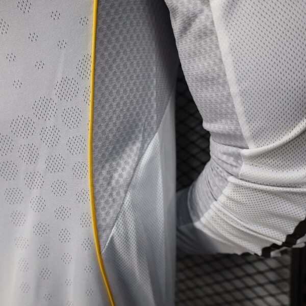Real Madrid(camisa de jogador) - Image 7