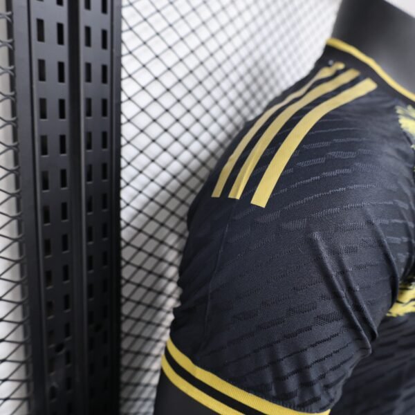 Real Madrid(camisa de jogador) - Image 5