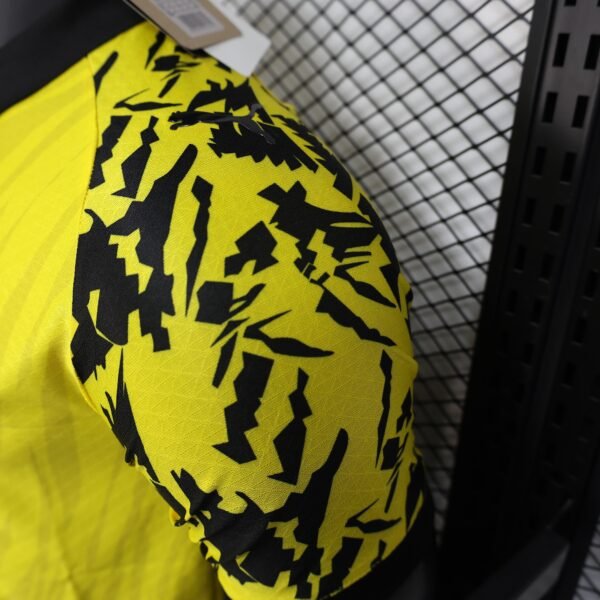 Borussia Dortmund (camisa de jogador) - Image 8