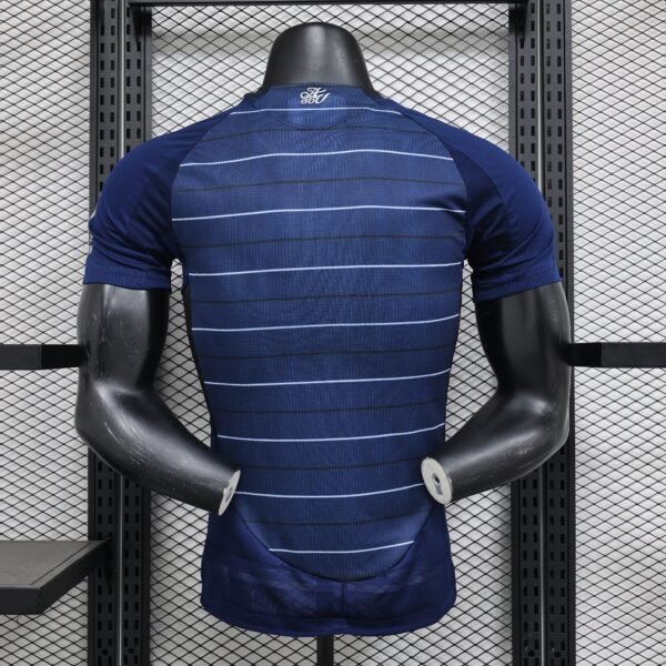 Aston Villa (camisa de jogador) - Image 9