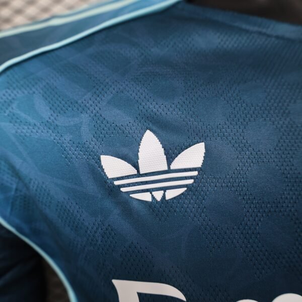 Real Madrid(camisa de jogador) - Image 5
